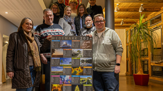 Fotokalender mit Preisträgerinnen und Preisträgern, vorgestellt von Daniela Mühleis und Jean Schramke, SPD